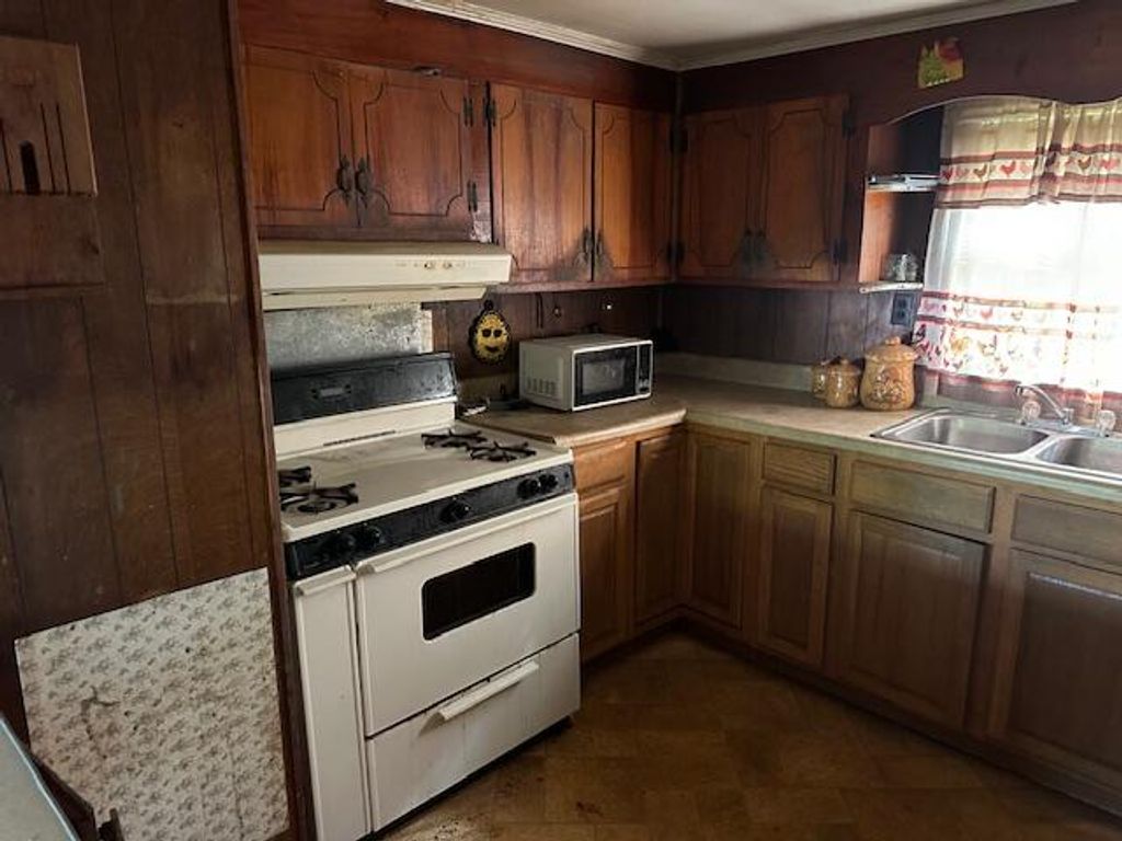 Photo of 1017 Harlin Street, Elloree, SC 29047 (MLS # 25031354)