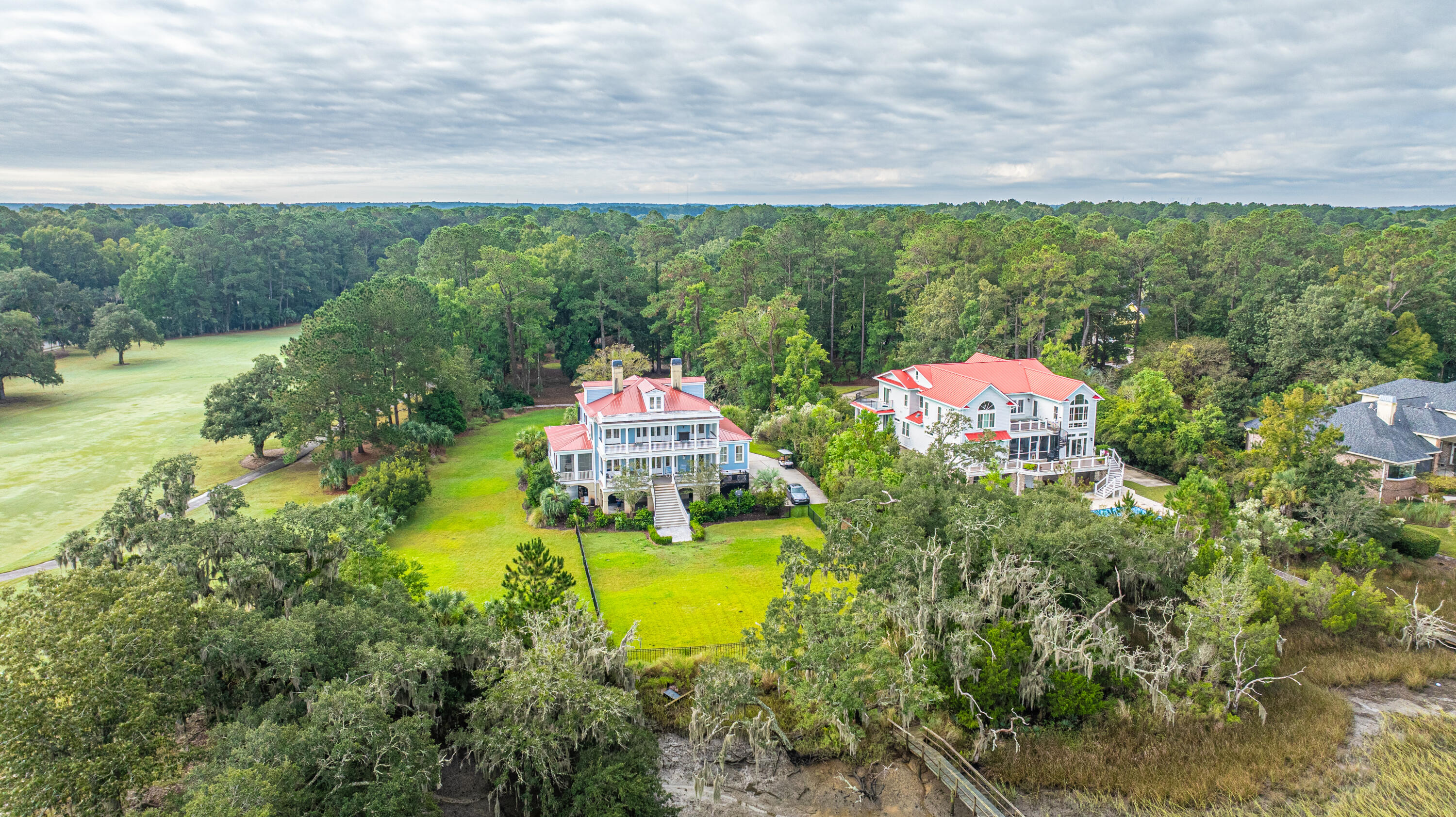 3232 Pignatelli Crescent