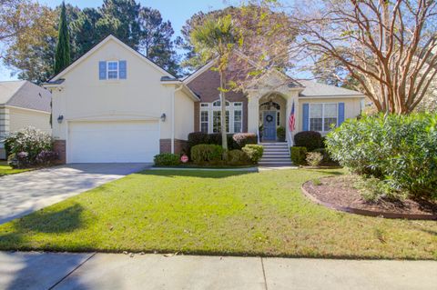 Photo of 1596 Oakhurst Drive, Mount Pleasant, SC 29466 (MLS # 25029671)