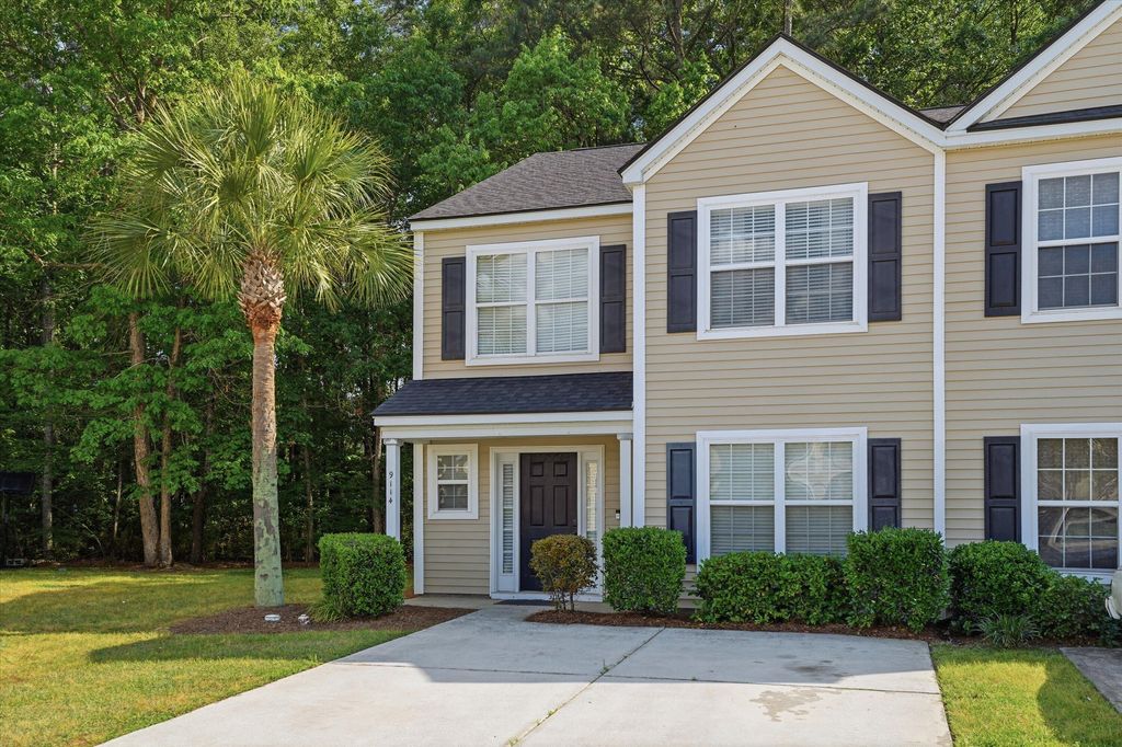 Photo of 9114 Maple Grove Drive, Summerville, SC 29485 (MLS # 26011315)