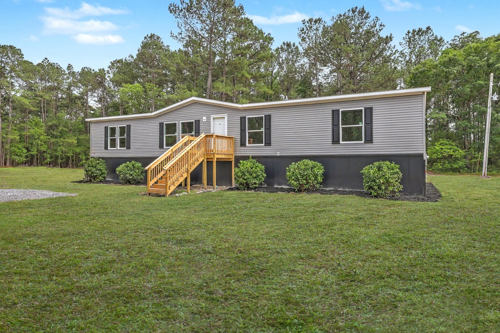 Photo of 123 Tundra Lane, Ridgeville, SC 29472 (MLS # 26023511)