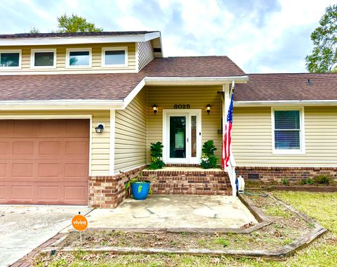 A home in North Charleston