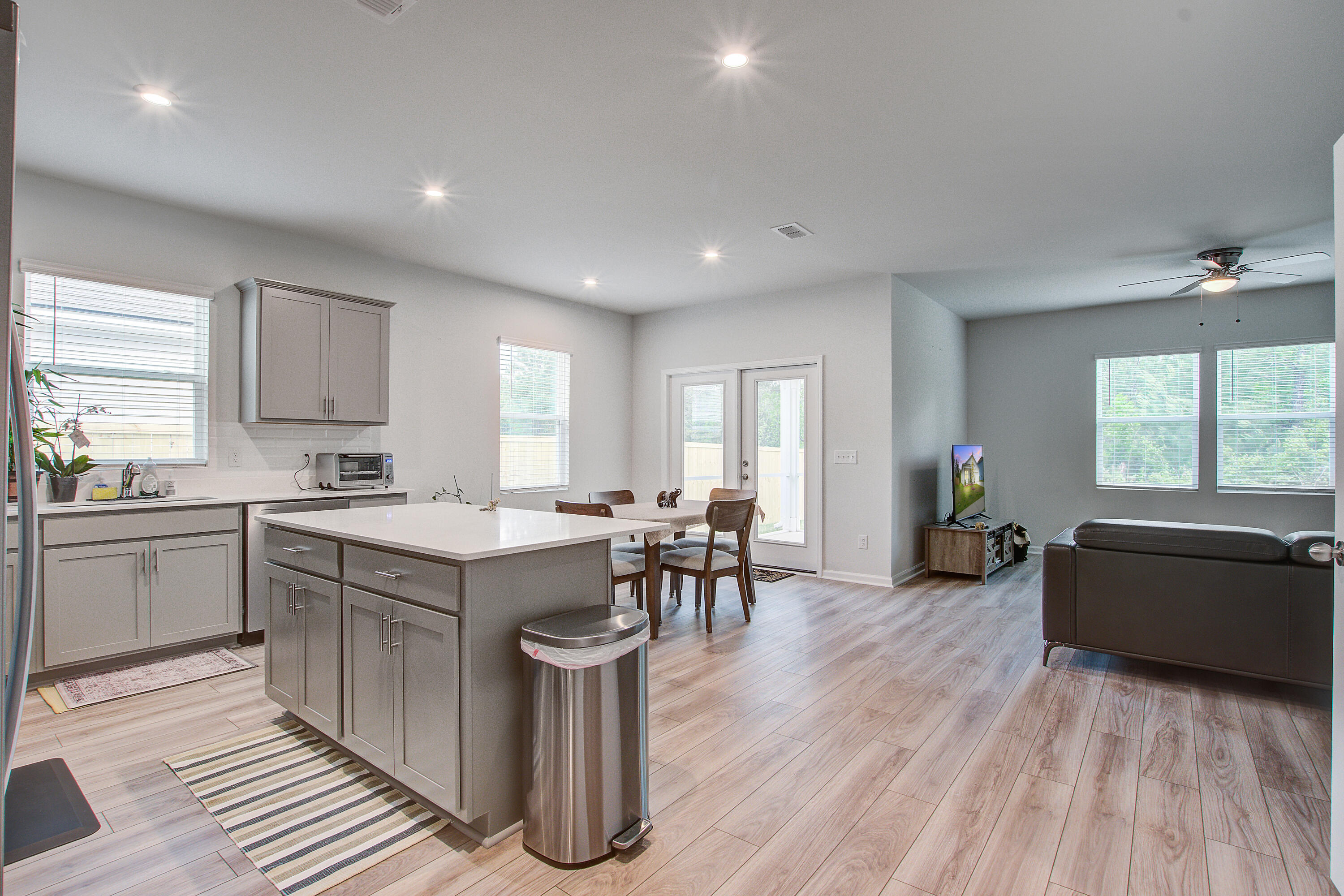 143 West Bradford Pointe Drive
