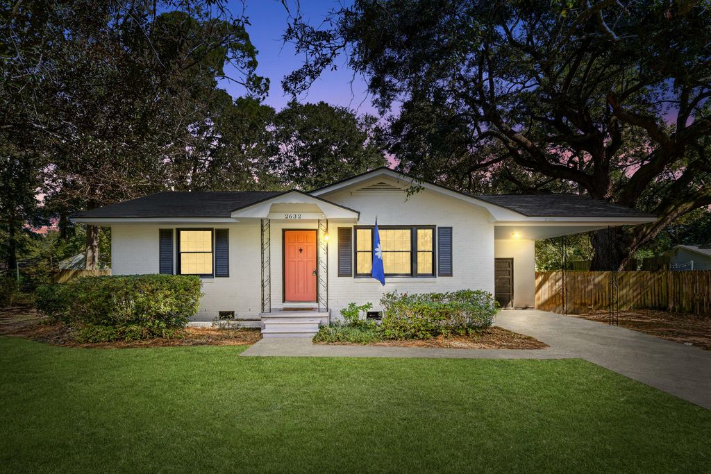 Photo of 2632 Ridgewood Avenue, Charleston, SC 29414 (MLS # 25028215)