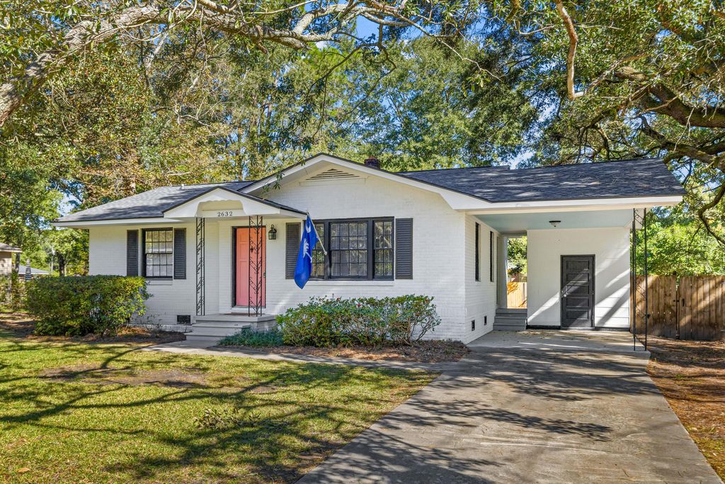 Photo of 2632 Ridgewood Avenue, Charleston, SC 29414 (MLS # 25028215)