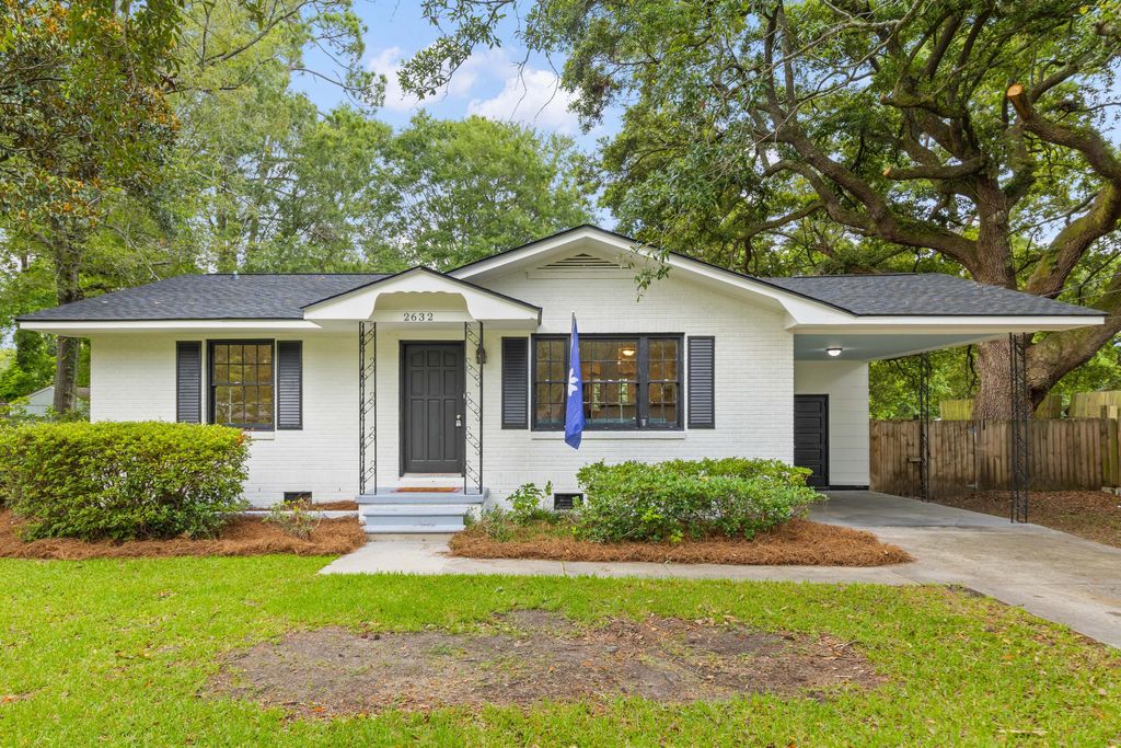 Photo of 2632 Ridgewood Avenue, Charleston, SC 29414 (MLS # 25028215)