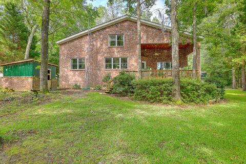 Photo of 184 Burbank Dr Drive, Cross, SC 29436 (MLS # 25028886) Photo of 184 Burbank Dr Drive, Cross, SC 29436 (MLS # 25028886)