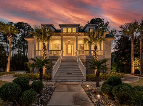 Photo of 2120 Malcolm Road, Mount Pleasant, SC 29466 (MLS # 26009131)