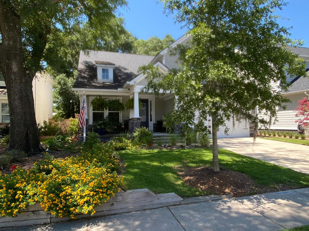 Photo of 1213 Gannett Road, Mount Pleasant, SC 29464 (MLS # 26002261)