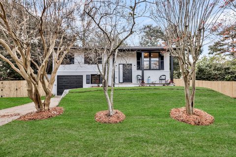 Photo of 1812 Debbenshire Drive, Charleston, SC 29407 (MLS # 25031826)