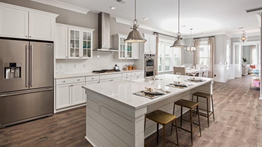 Photo of 992 Scotch Bonnet Way, Summerville, SC 29485 (MLS # 26006703)