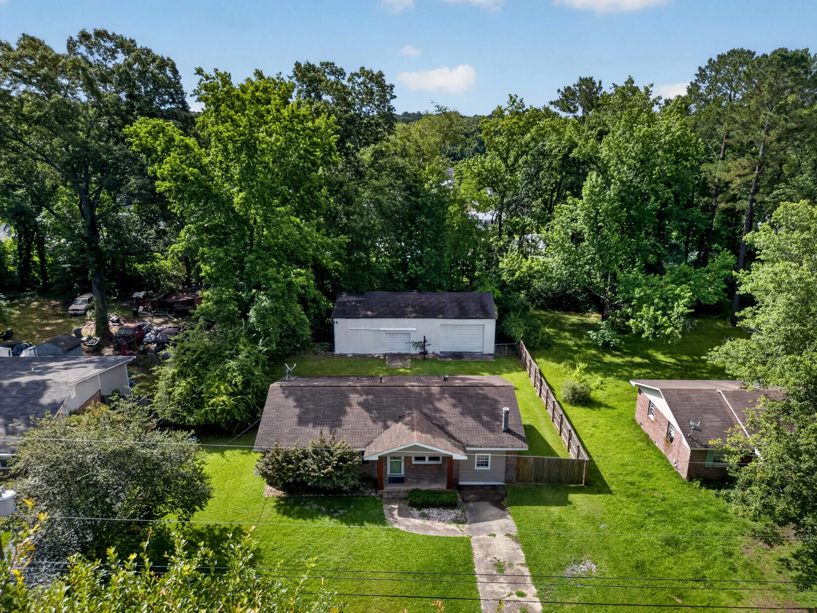 221 Forest Circle
