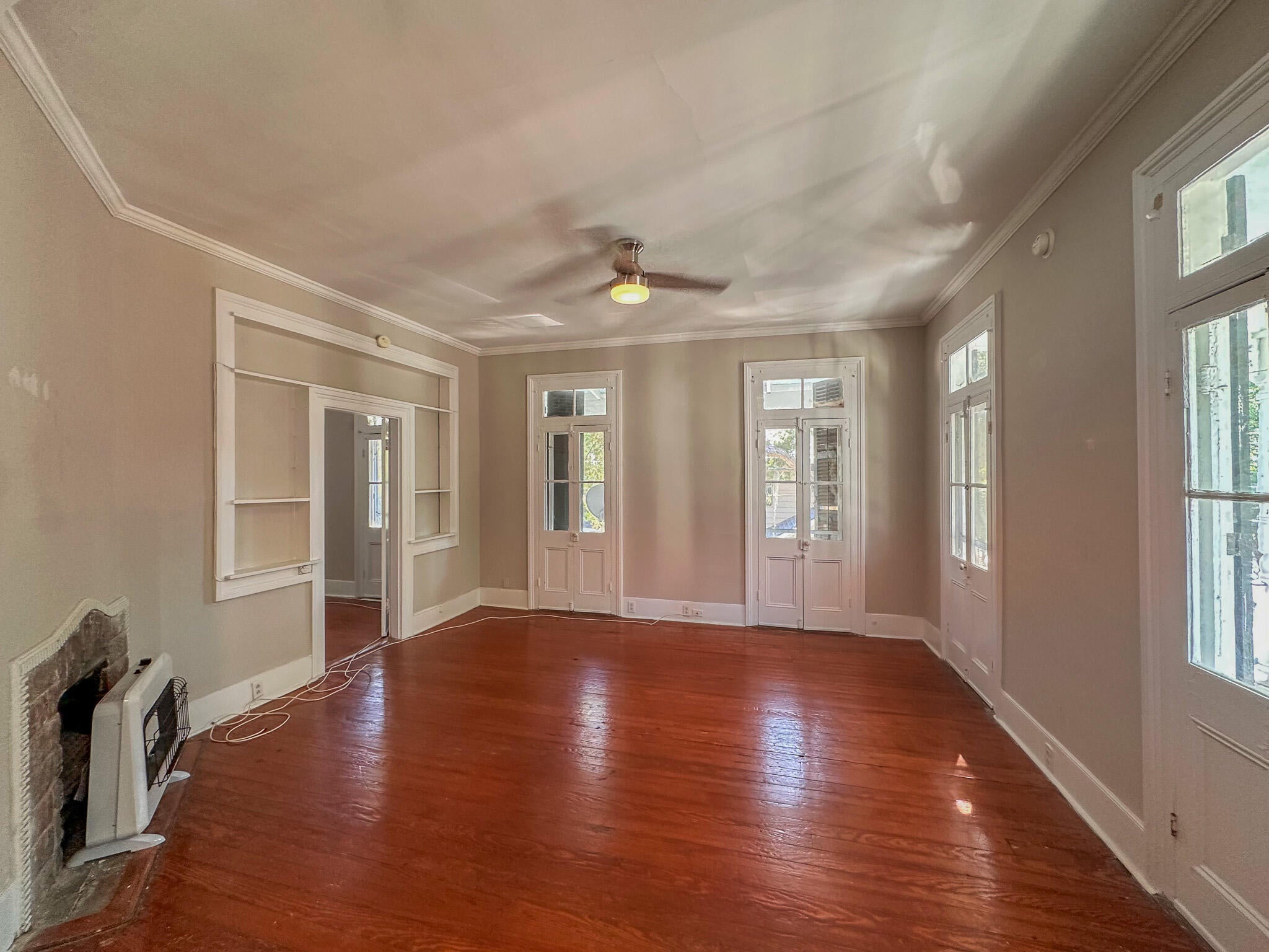 7 Bee Street B