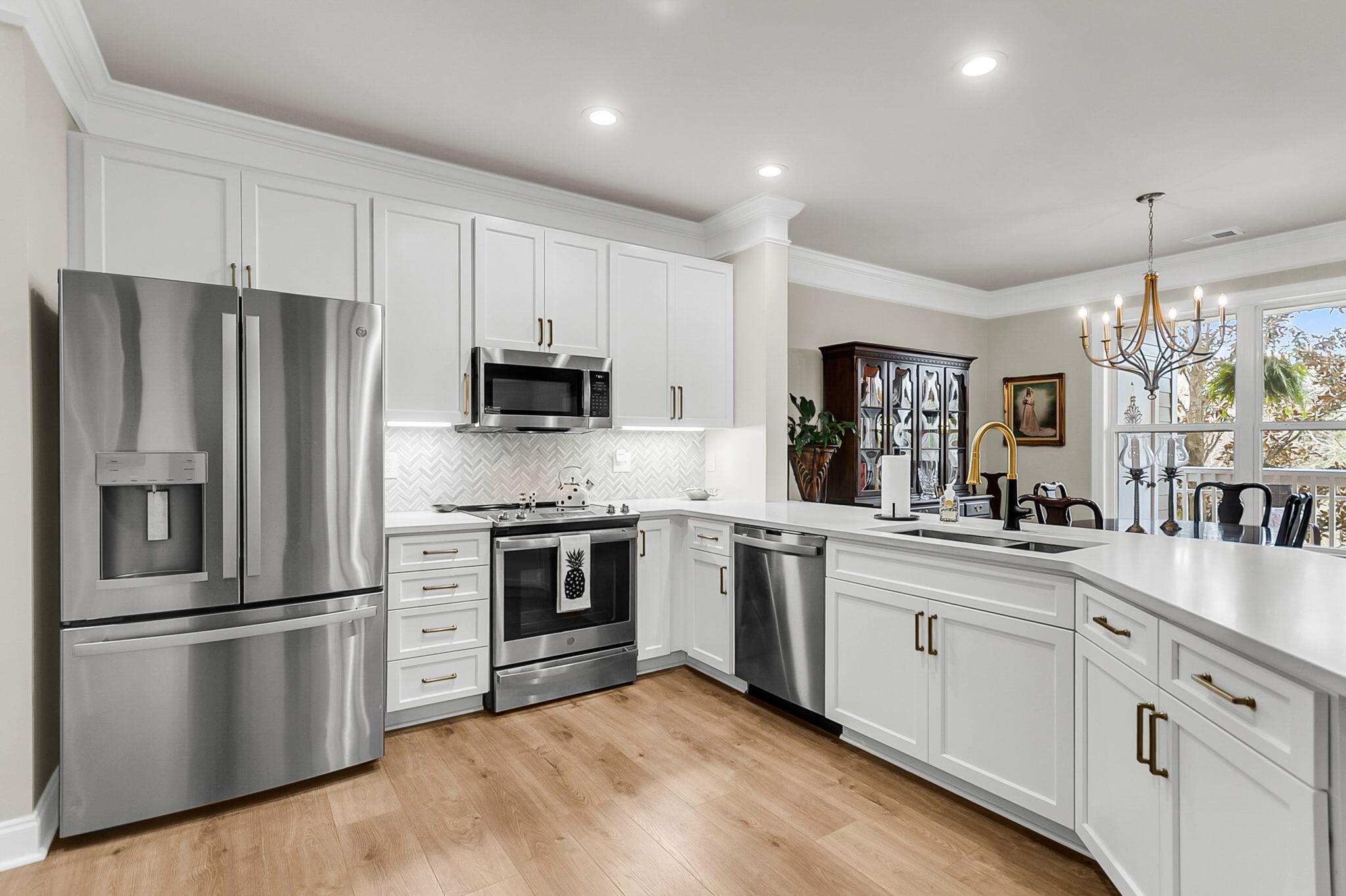 2244 Ashley Crossing Drive 115