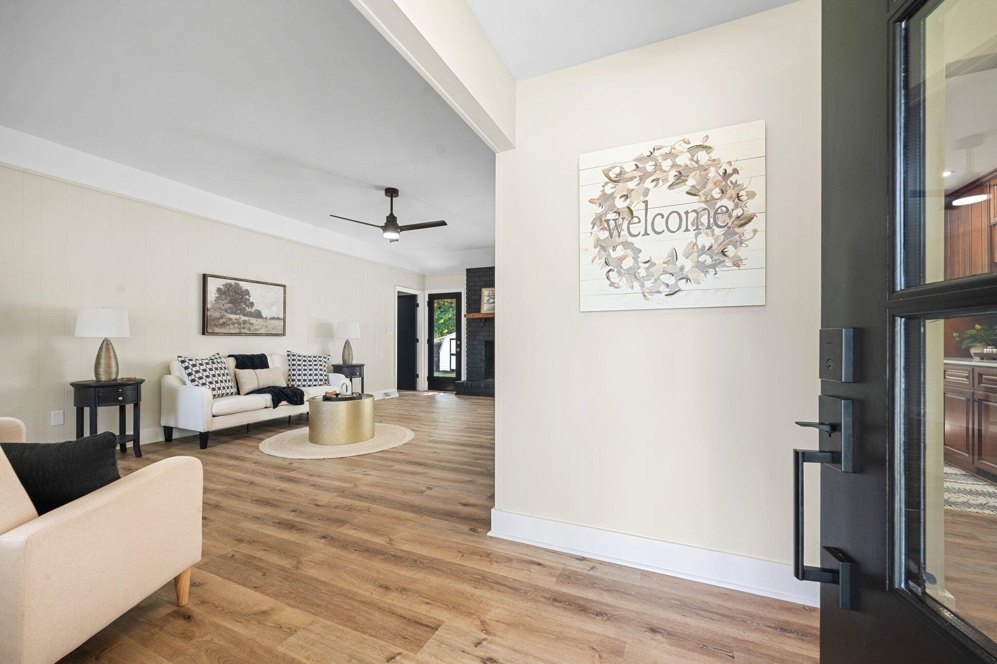 305 Meadowlark Lane