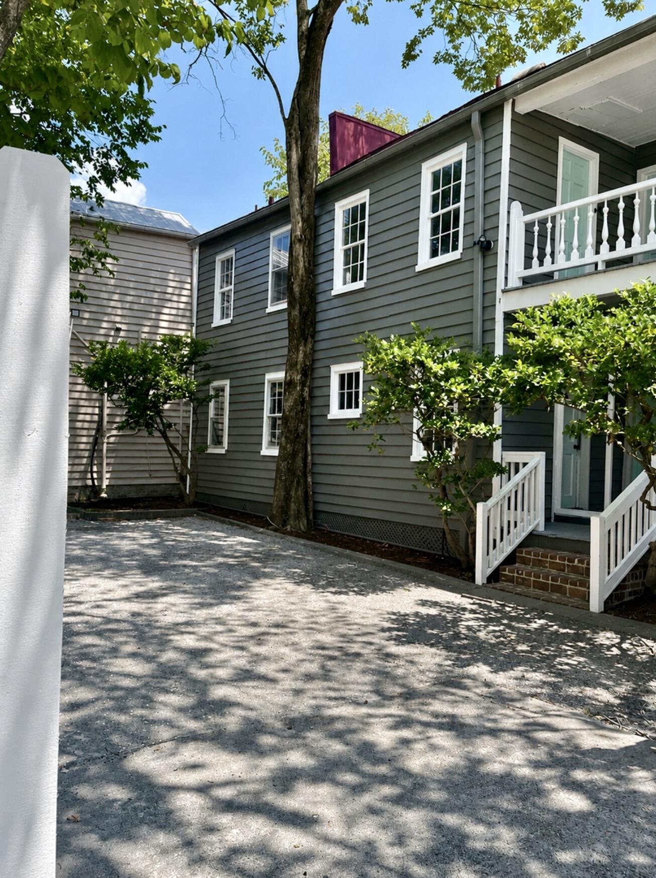 70 Vanderhorst Street