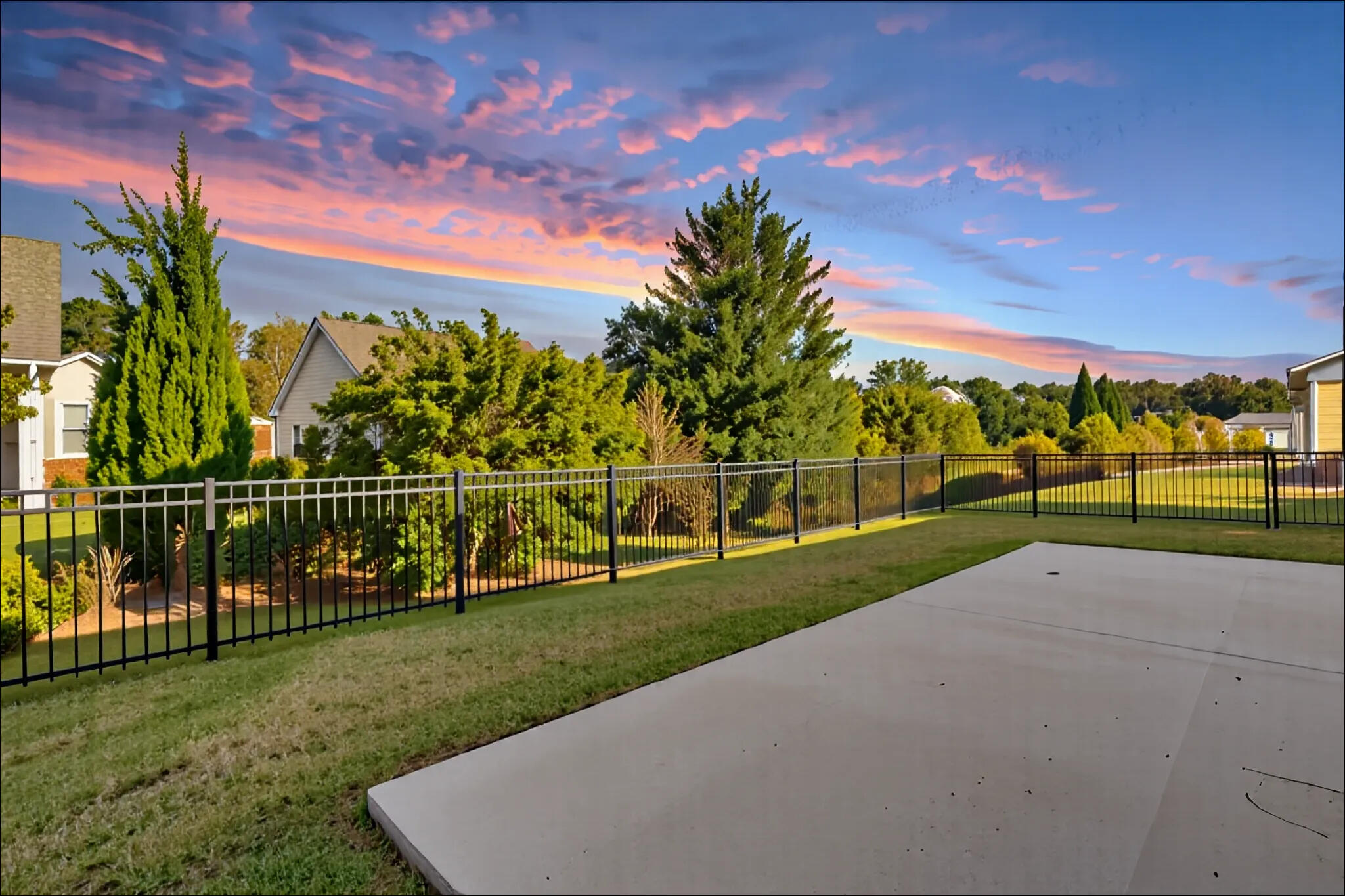 3005 Aura Lane