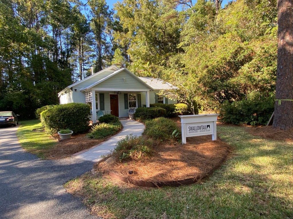 Photo of 814 N Cedar Street #A &amp; B, Summerville, SC 29483 (MLS # 25032437)