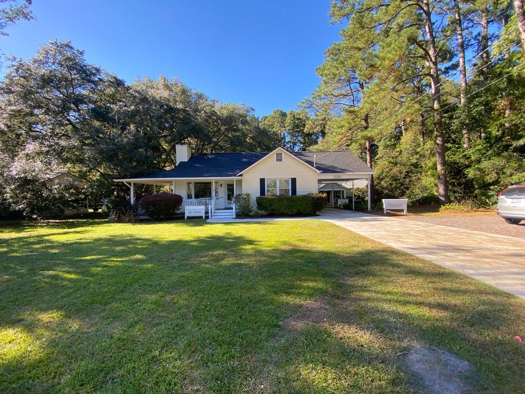 Photo of 814 N Cedar Street #A &amp; B, Summerville, SC 29483 (MLS # 25032437)