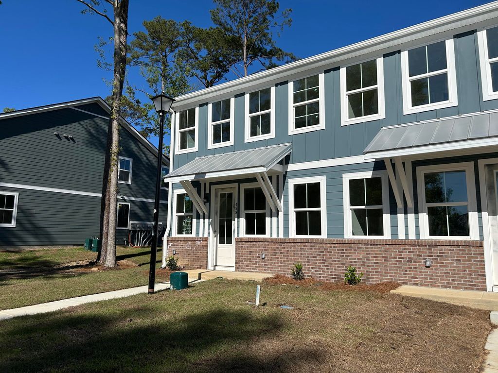 Photo of 489 Martins Creek Boulevard, Summerville, SC 29485 (MLS # 26010369)
