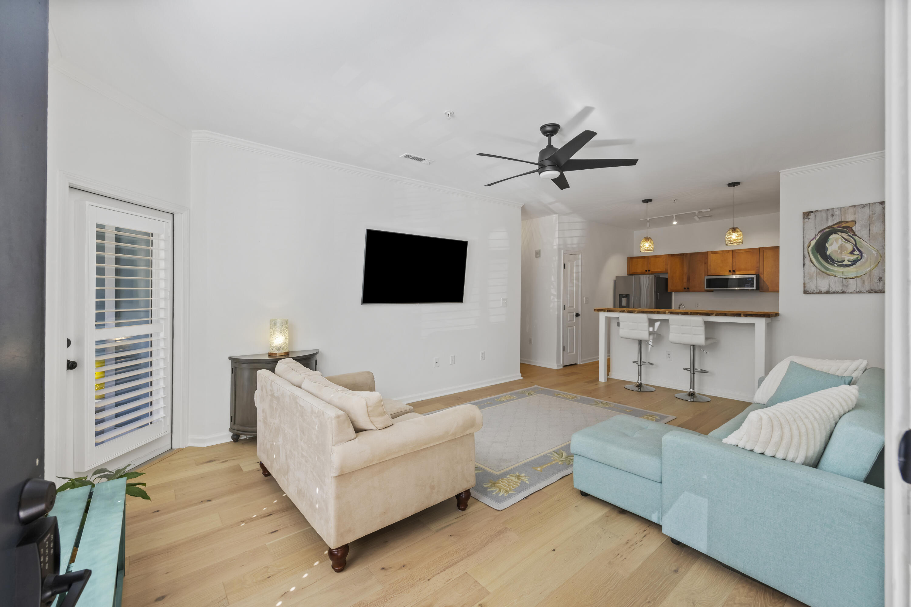 200 Bucksley Lane 105