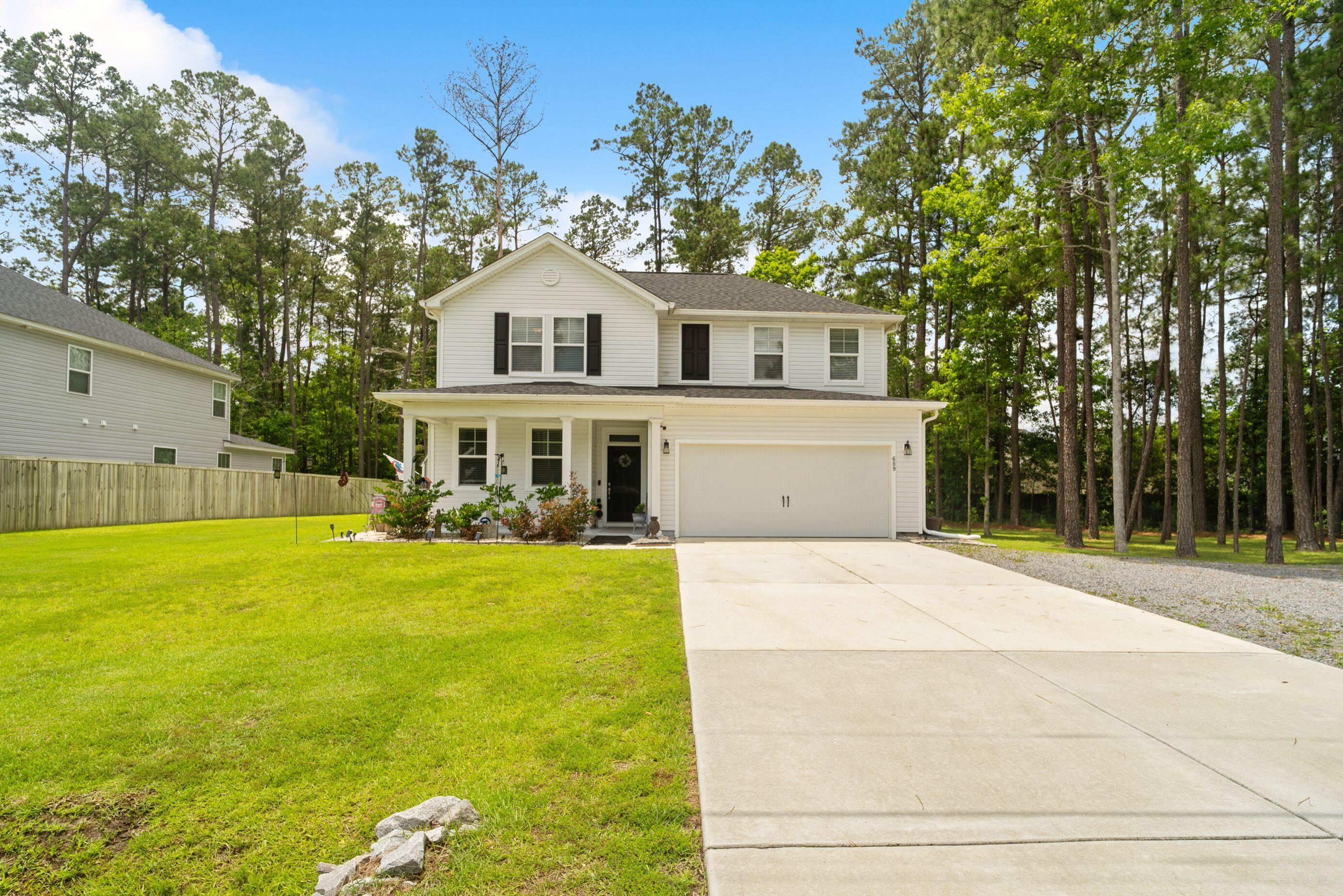 689 W Butternut Road