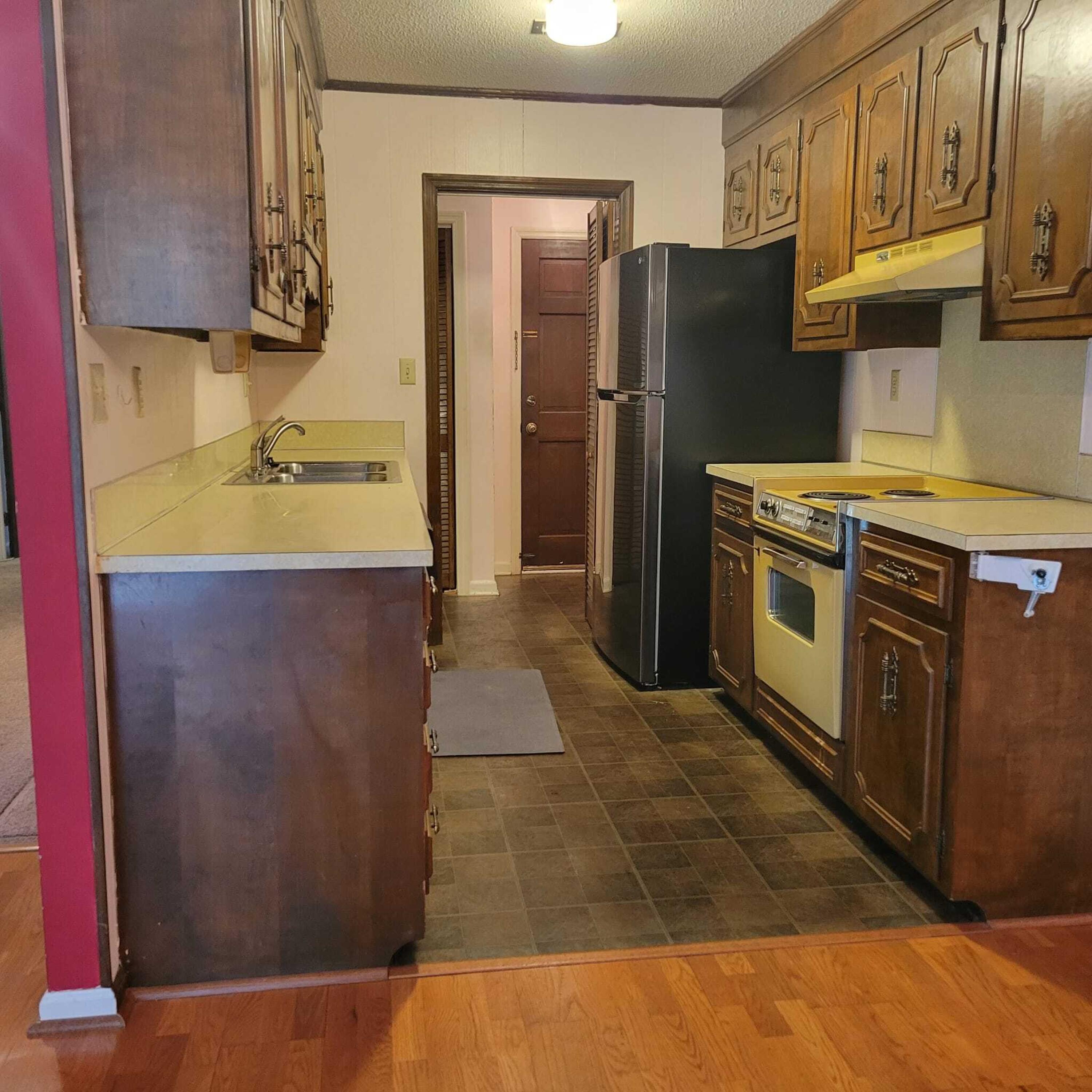 Photo 6 of 13 of 4358 Purdue Drive townhome