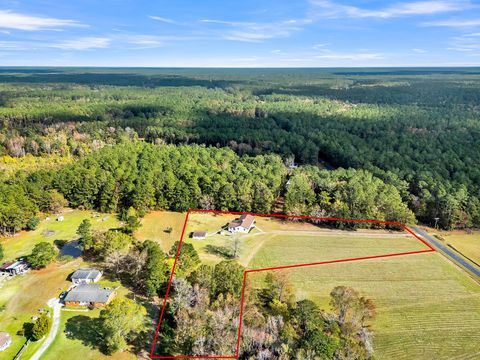 A home in Moncks Corner