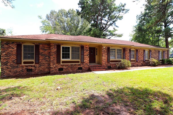 2395 VISTAVIA RD, NORTH CHARLESTON, SC 29406 - Image c8ca70c4fd78410fabd9ac36ed7a1e55/577687521
