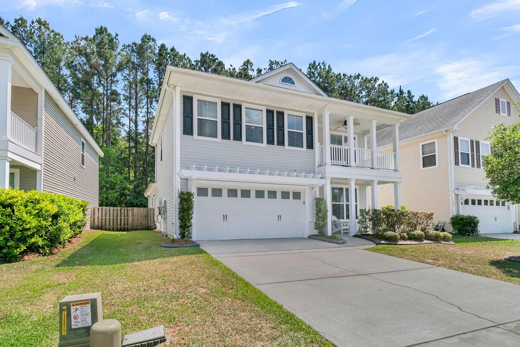 Photo of 129 Glenspring Drive, Summerville, SC 29486 (MLS # 26011790)