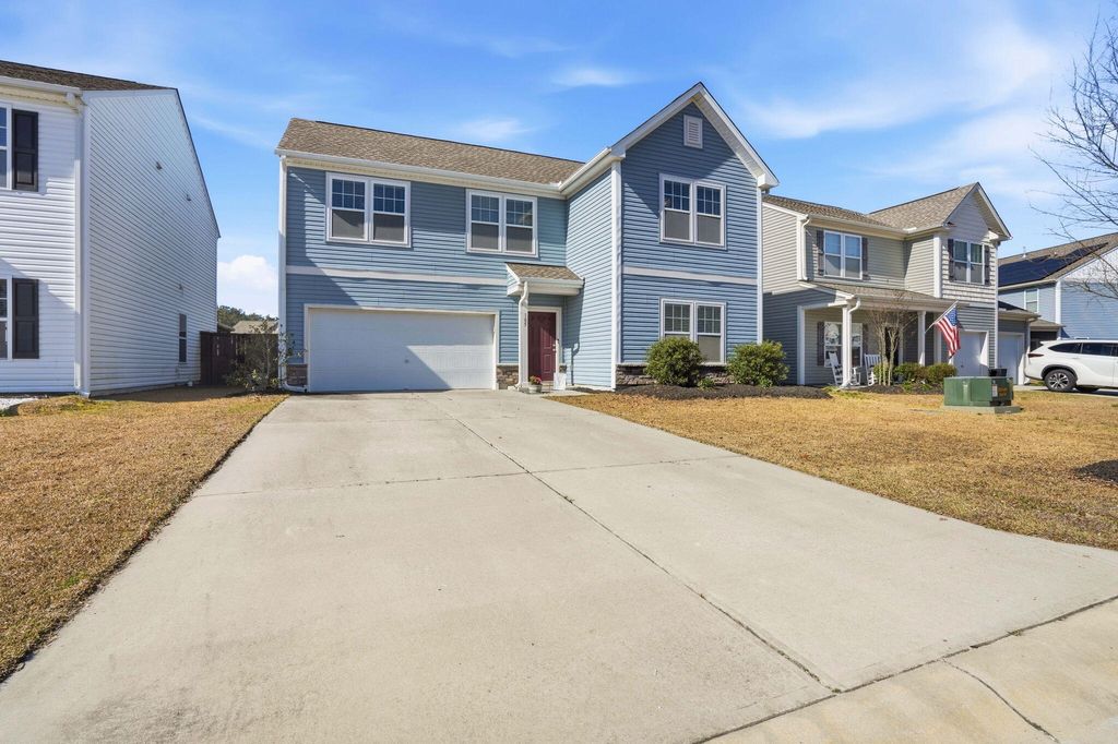 Photo of 105 Plover Way, Summerville, SC 29486 (MLS # 26006399)