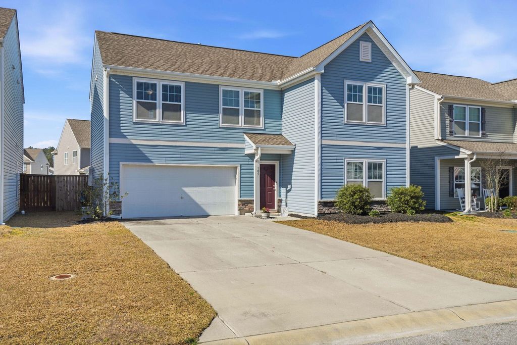 Photo of 105 Plover Way, Summerville, SC 29486 (MLS # 26006399)