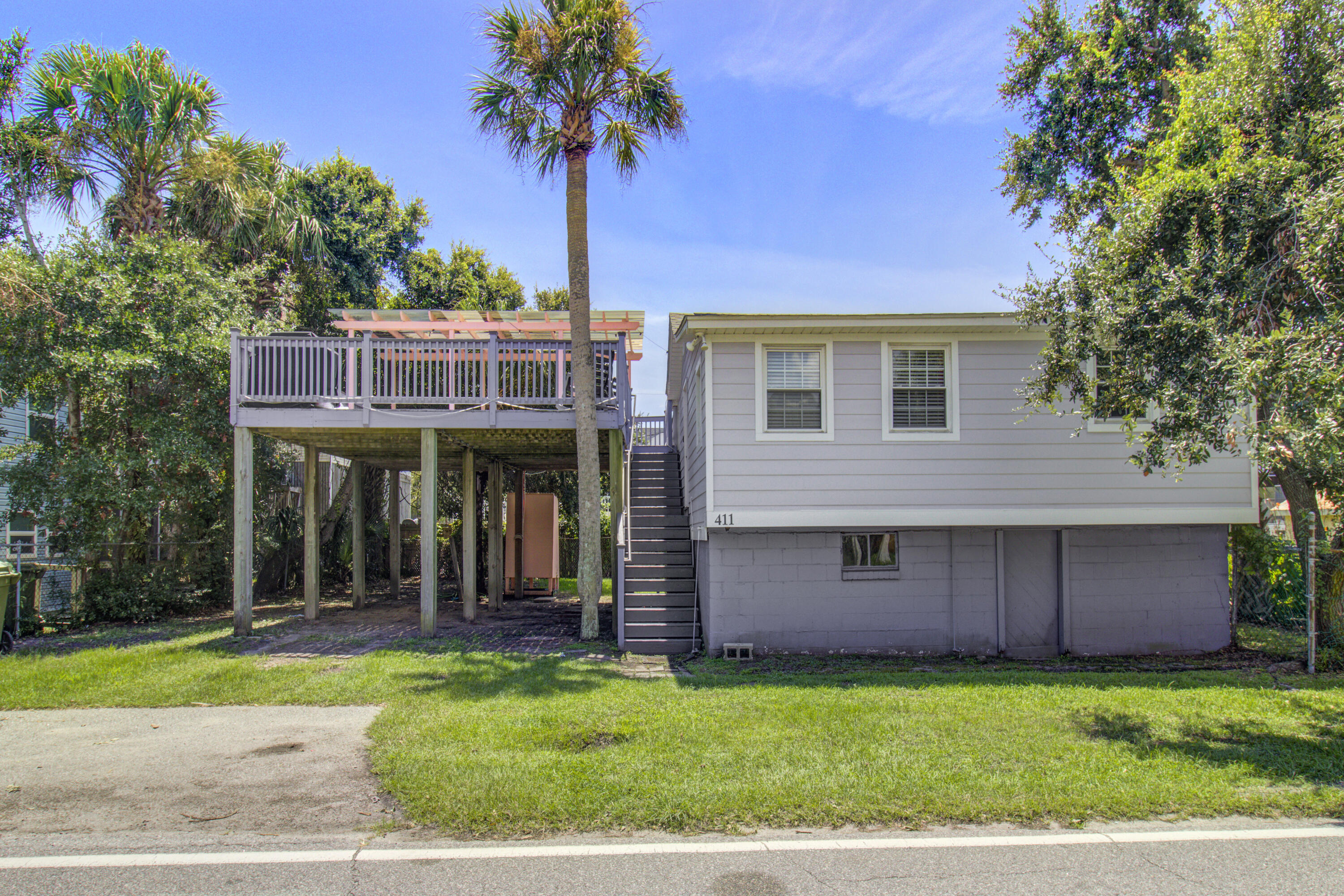411 E Ashley Avenue