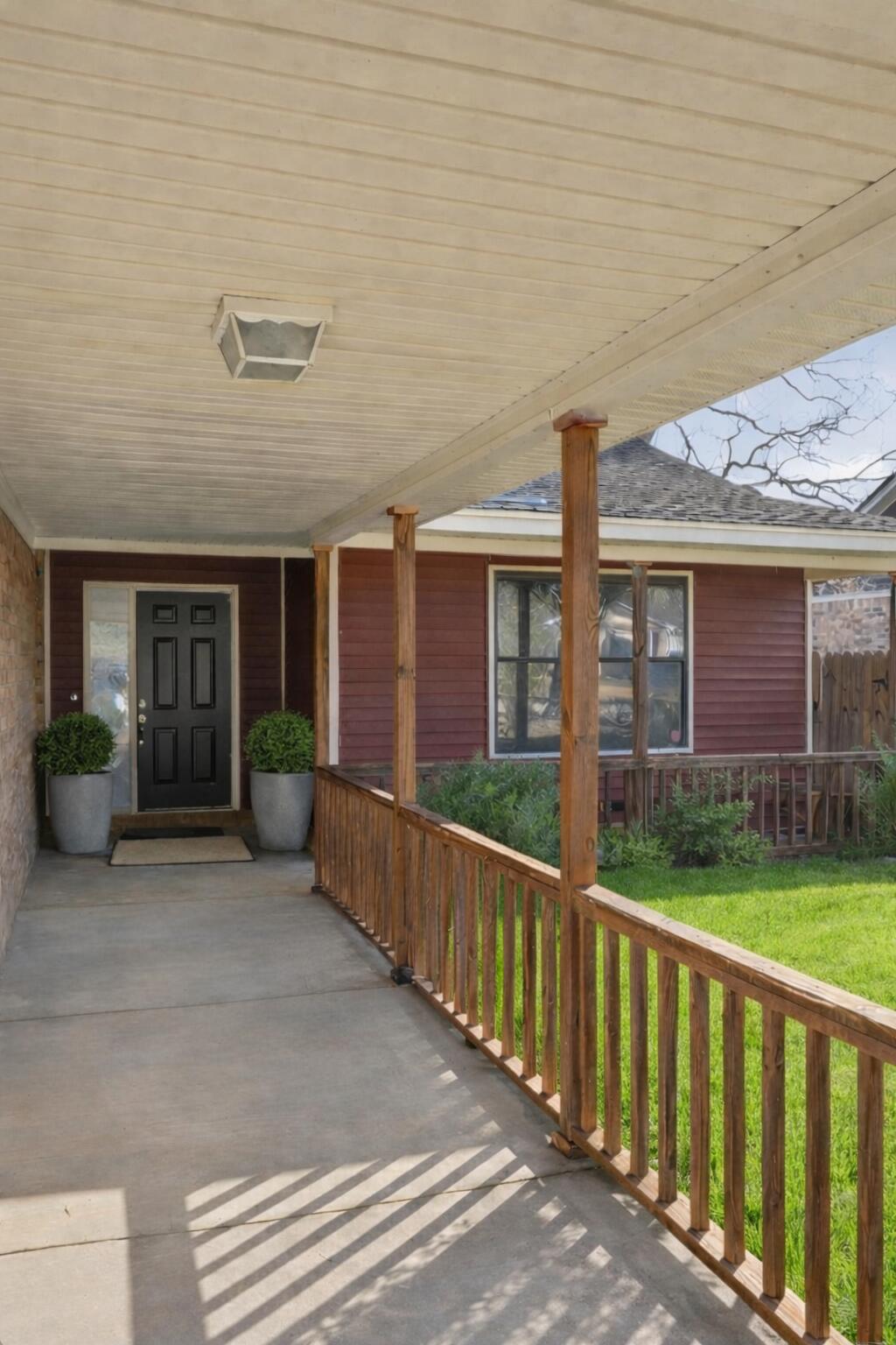 114 Evergreen Magnolia Avenue