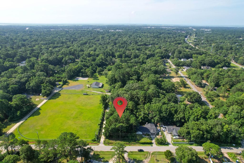 Photo of 1667 Snowden Road, Mount Pleasant, SC 29464 (MLS # 25019184)