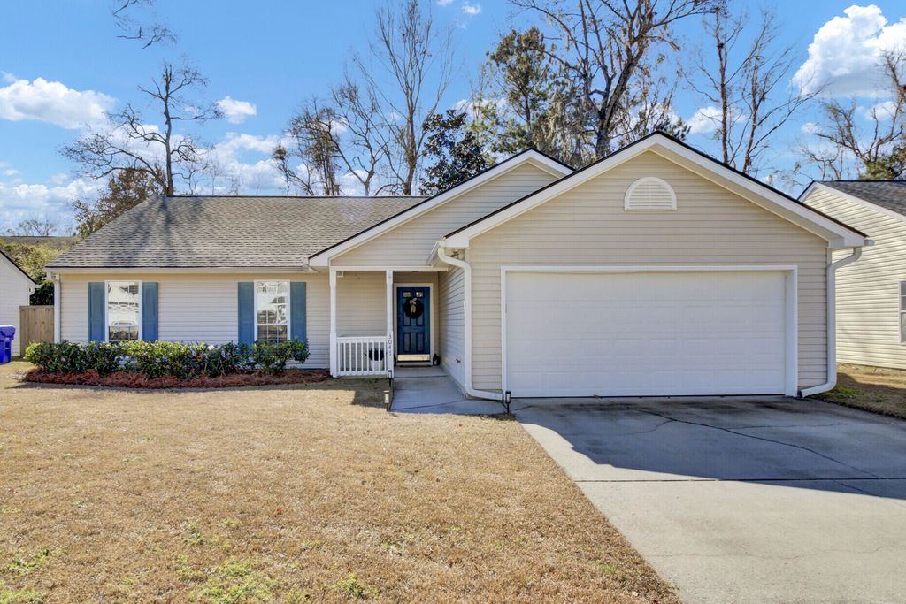 Photo of 3047 Morningdale Drive, Mount Pleasant, SC 29466 (MLS # 26001863)