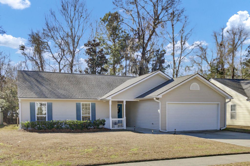 Photo of 3047 Morningdale Drive, Mount Pleasant, SC 29466 (MLS # 26001863)