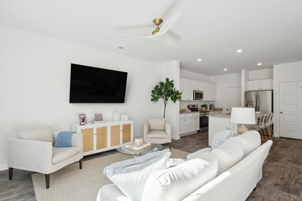 Photo of 716 Ridgley Drive, Summerville, SC 29486 (MLS # 26000258)