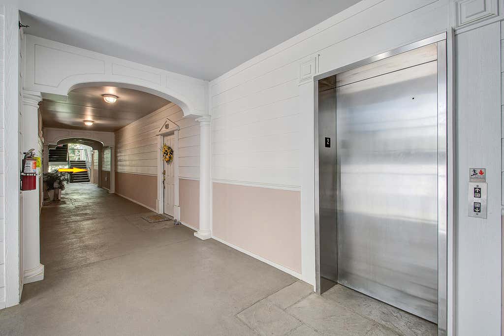 Photo of 1025 Riverland Woods Place #Apt 214, Charleston, SC 29412 (MLS # 26016617)
