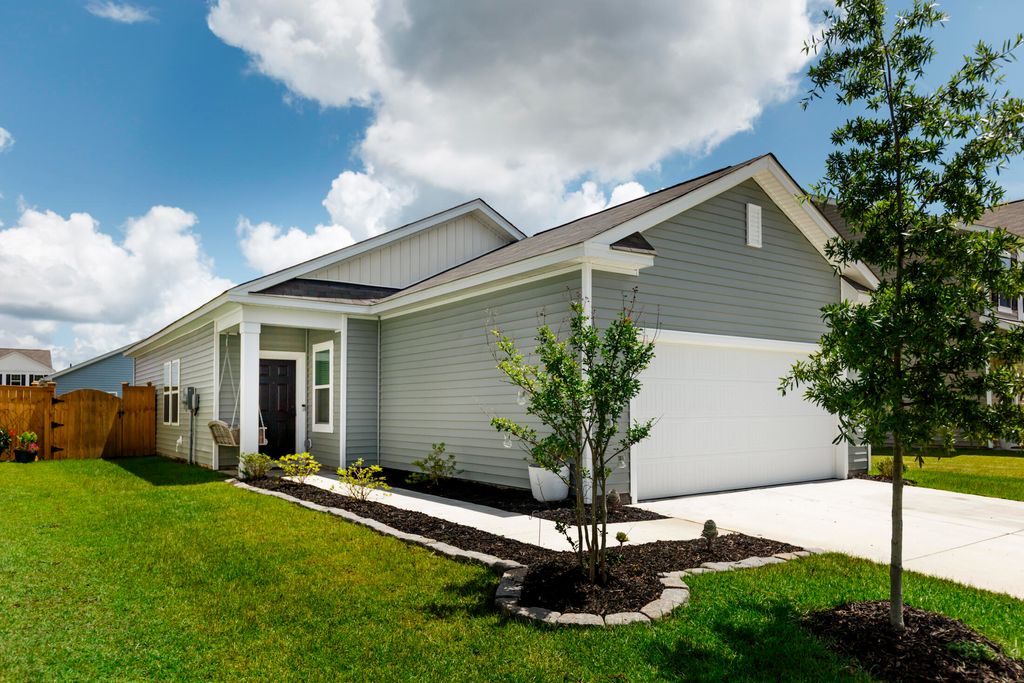 Photo of 4406 Ocean Farm Drive Drive, Summerville, SC 29485 (MLS # 25019752)