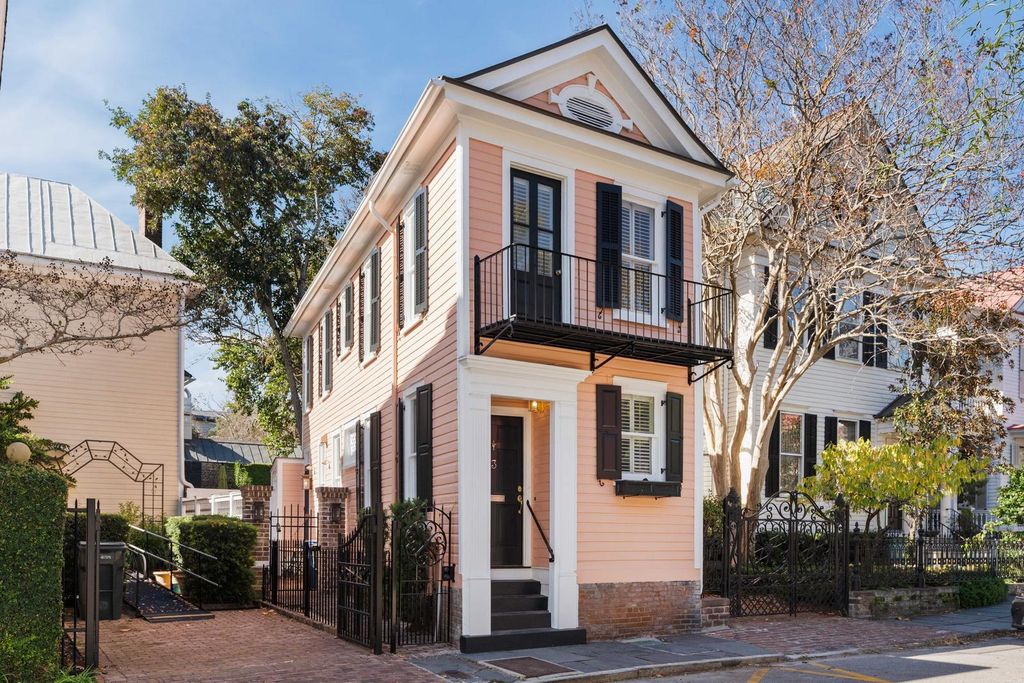 Photo of 3 King Street, Charleston, SC 29401 (MLS # 25030677)