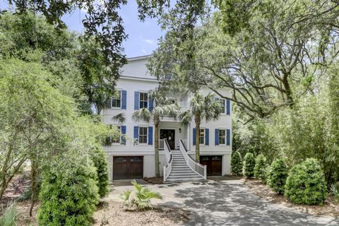 A home in Isle of Palms