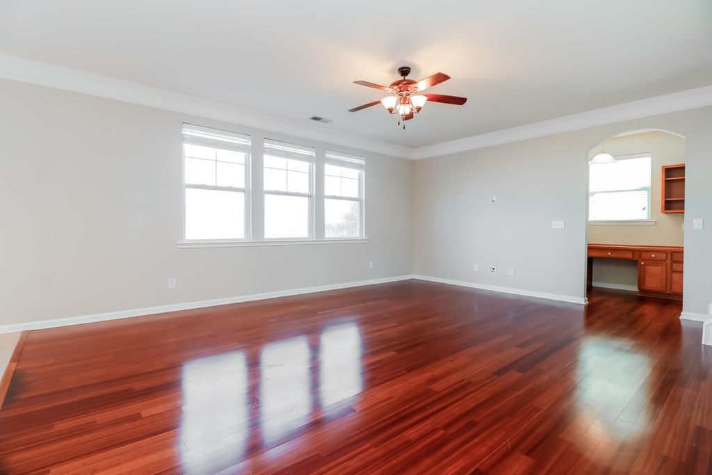 Photo of 302 Sanctuary Park Drive, Summerville, SC 29486 (MLS # 26021211)