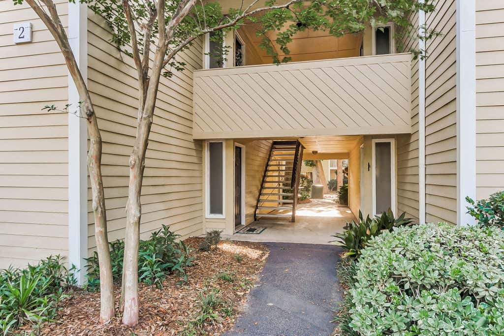 Photo of 1054 Anna Knapp Boulevard #2e, Mount Pleasant, SC 29464 (MLS # 26022560)