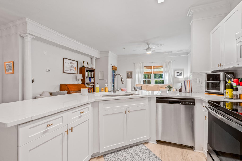 Photo of 1716 Telfair Way, Charleston, SC 29412 (MLS # 26022594)