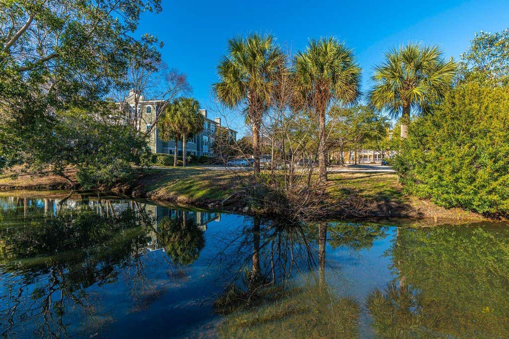 Photo of 1716 Telfair Way, Charleston, SC 29412 (MLS # 26022594)