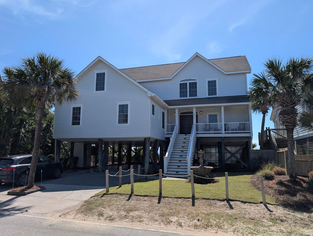 Photo of 621 E Arctic Avenue, Folly Beach, SC 29439 (MLS # 26009511)