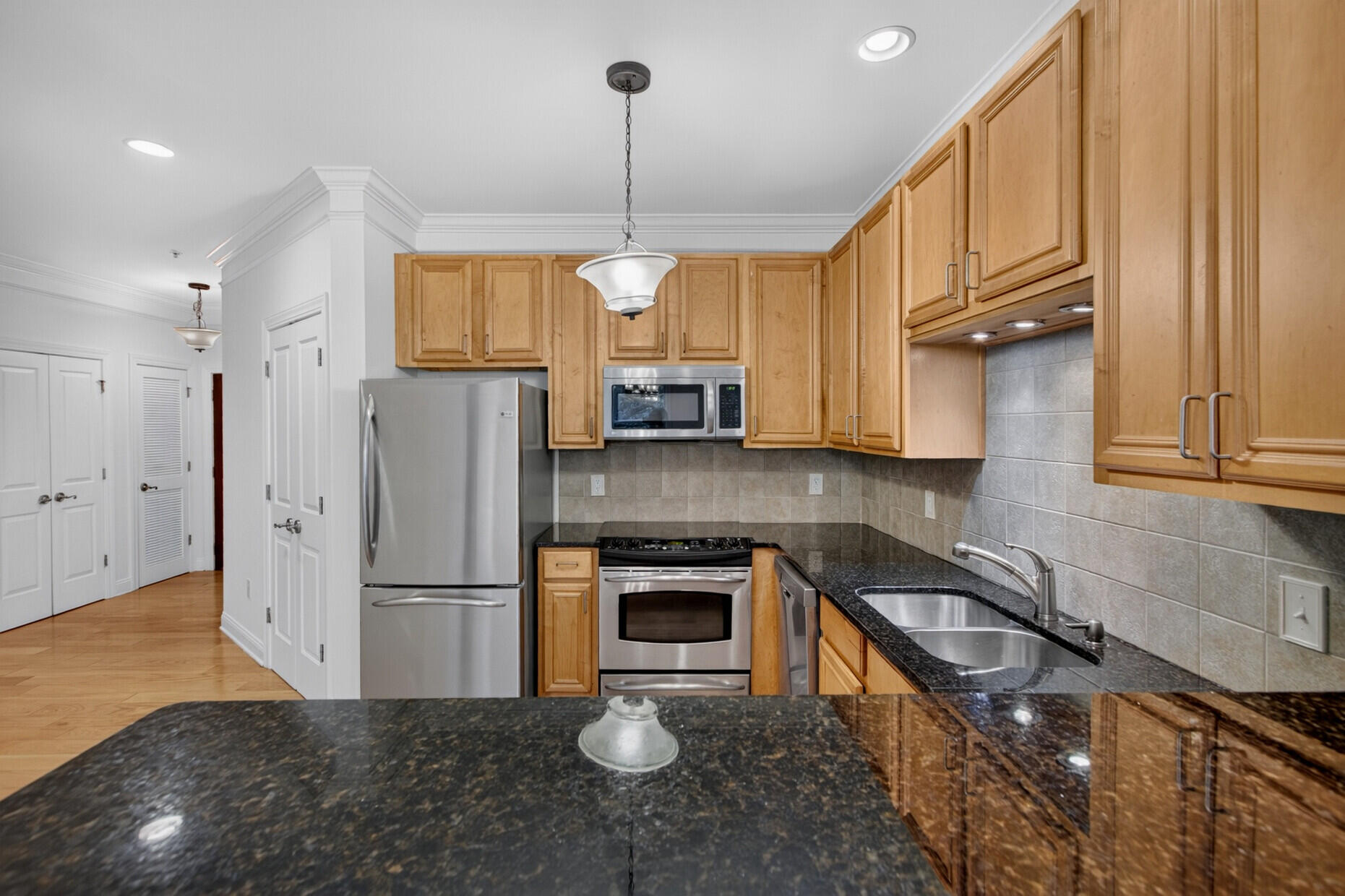 2244 Ashley Crossing Drive 521