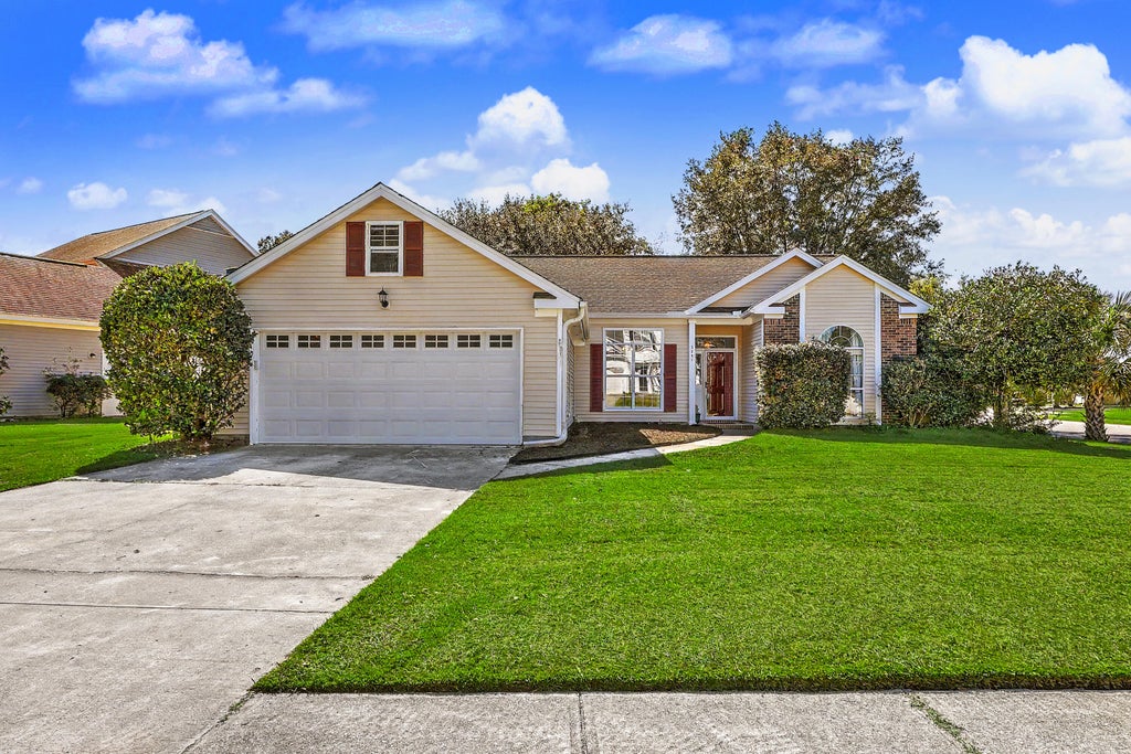Photo of 3251 Castleford Court, Charleston, SC 29414 (MLS # 26029134)