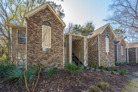 Photo of 1867 Montclair Drive #D, Mount Pleasant, SC 29464 (MLS # 26002840)